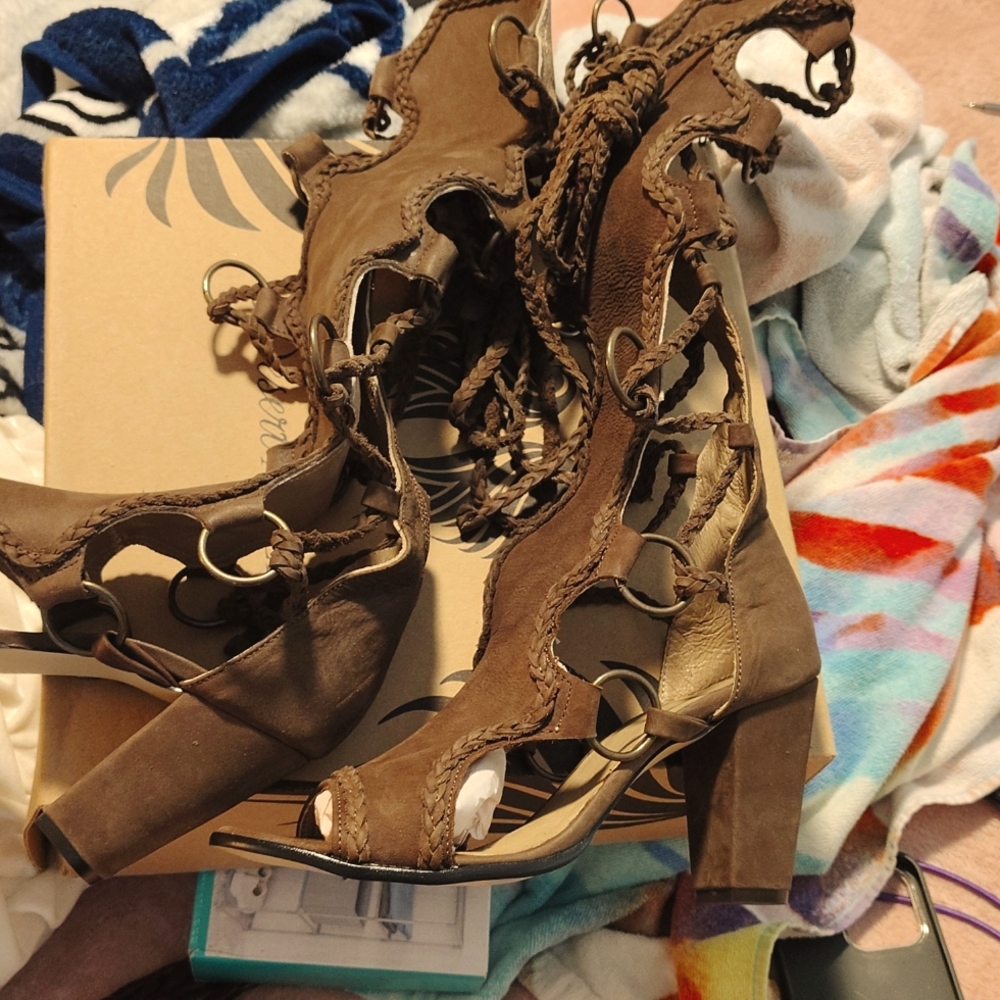 Desert angels open toe knee high lace-up rawhide leather boots